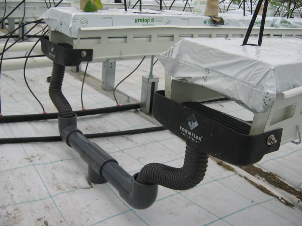 Controleer eindbakken en koppelingen tijdig